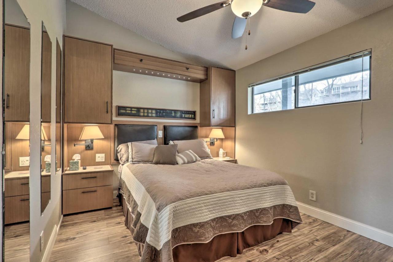 Osage Beach Condo With Lake Of The Ozarks Views Exteriör bild